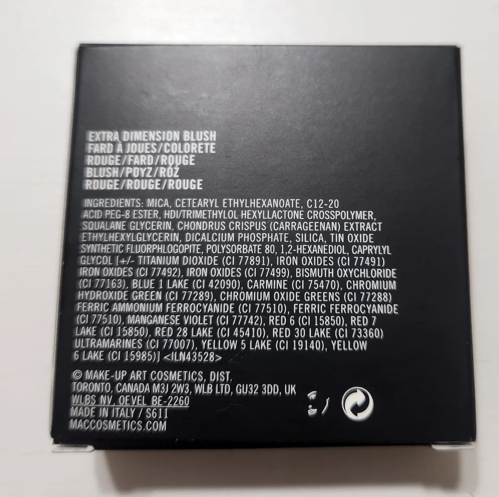 MAC Hard To Get Extra Dimension Blush - Picture 7 of 9